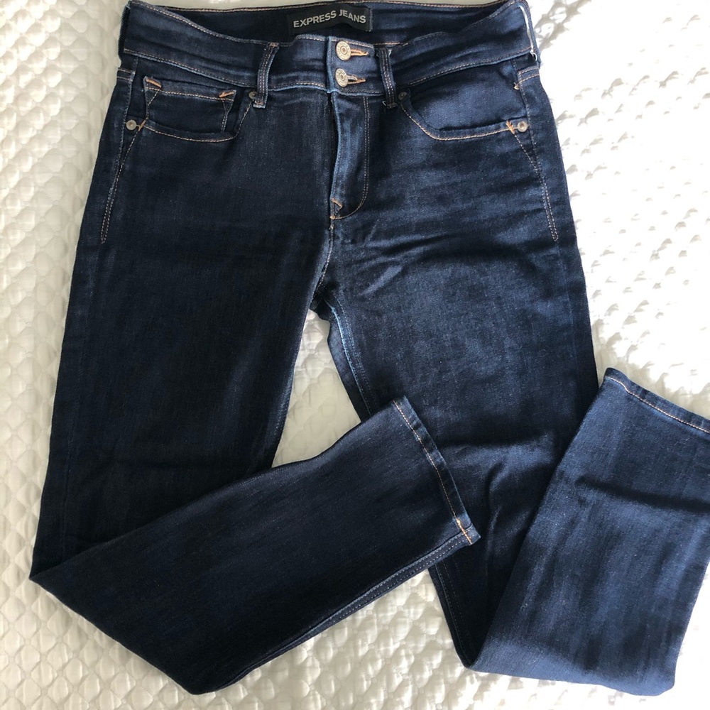 Express Jeans Mid Rise Cropped Leggings